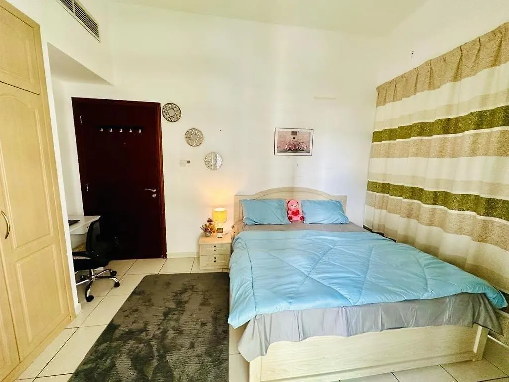 Deluxe Girls Hostel Dubai
